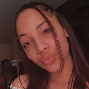 Meet your Posher, Nathalia